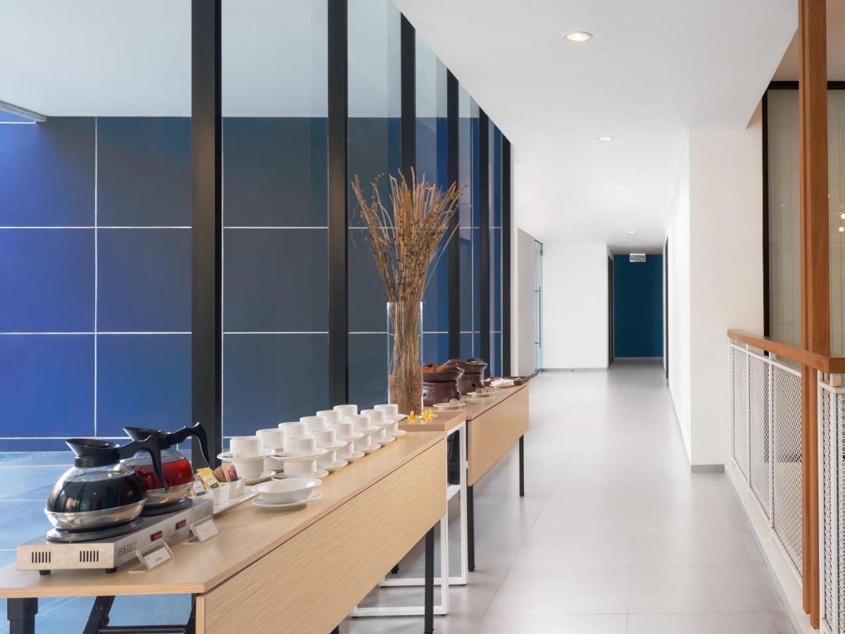 Hotel 88 Blok M Jakarta By Wh Экстерьер фото